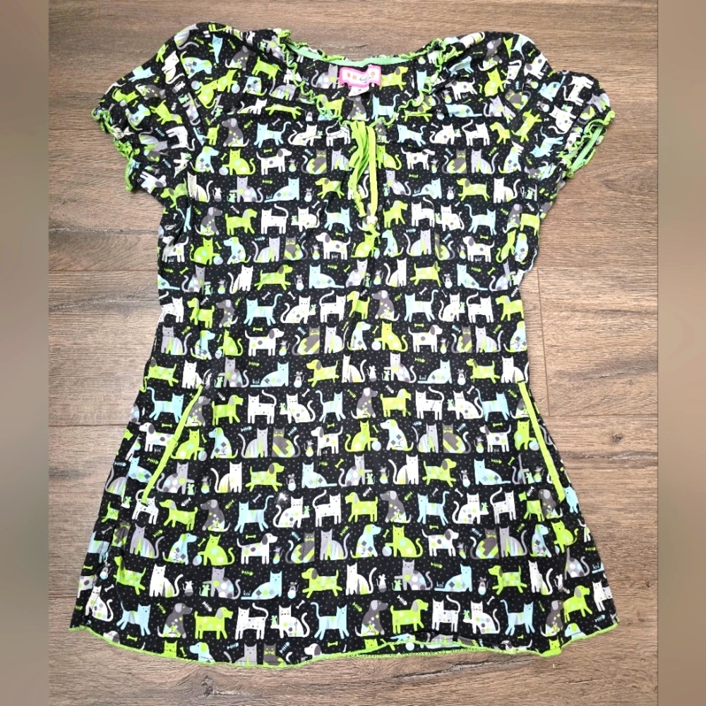Loi By Katerine Peterson Cat & Dog Scrub Top Size Small Blsck Green Pastel Blue